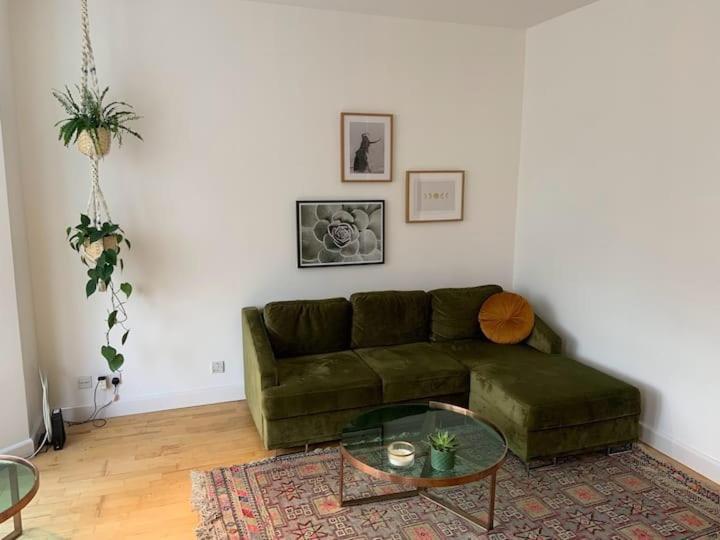 Lovely Spacious 1-Bedroom Flat In Tufnell Park Close To Central London Exterior photo